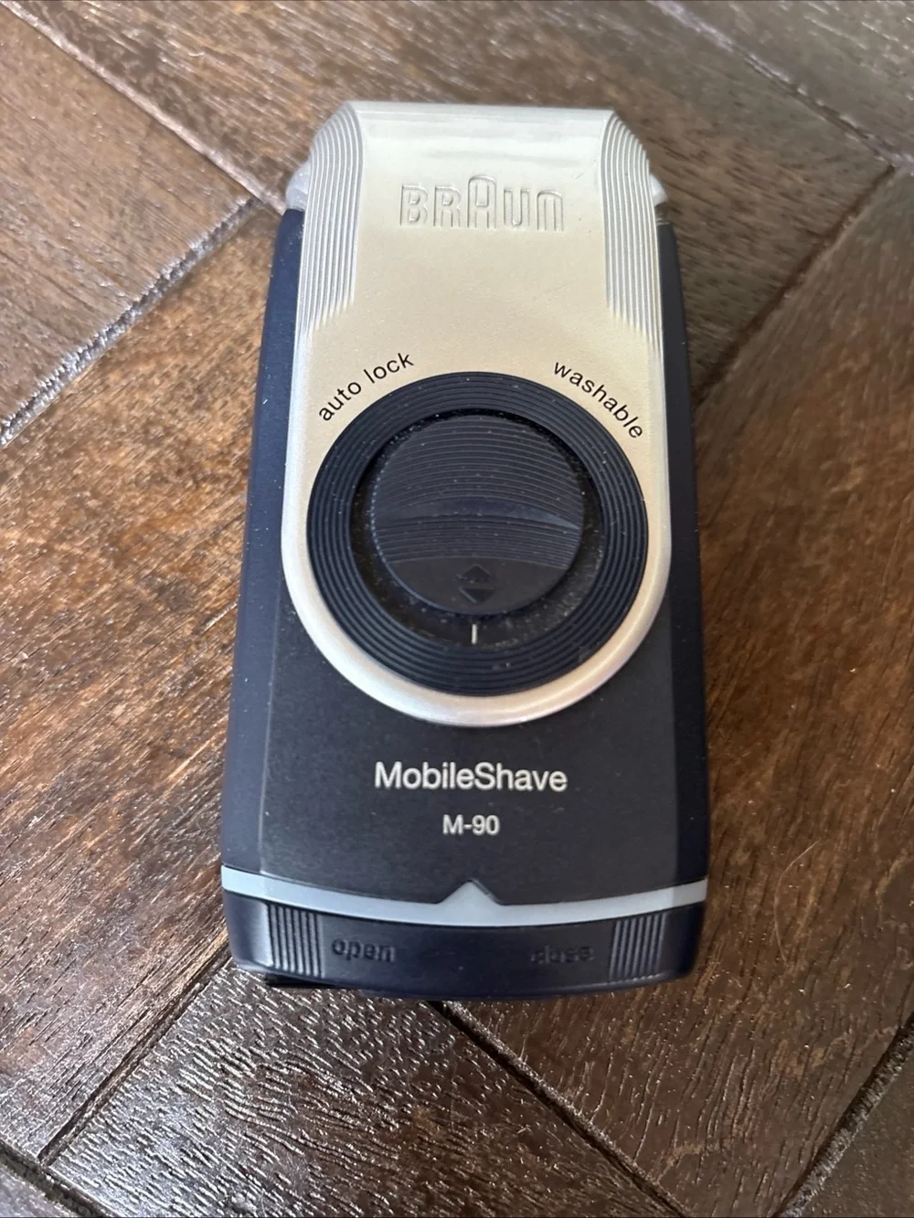 Braun Electric Razor M90 Washable Mobile Shaver